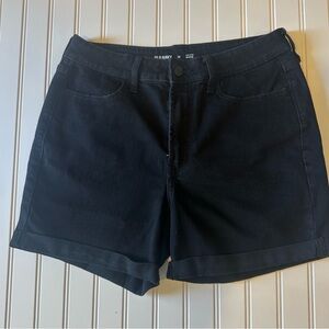 Old Navy Wow Women's Black Jean Shorts Size 10 5” inseam